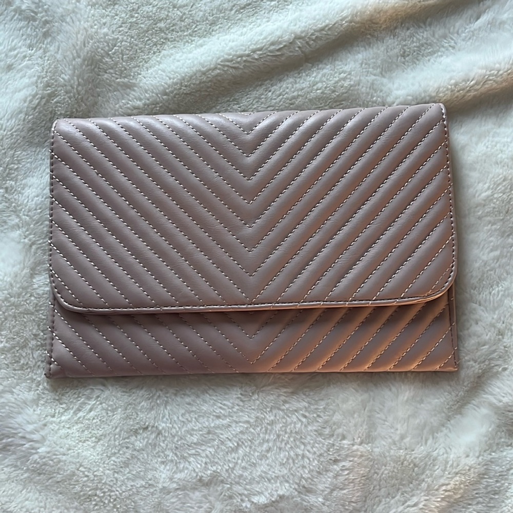 baby pink clutch/corssbody